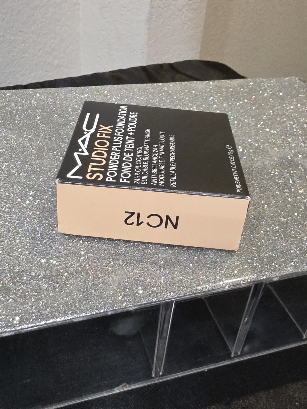 MAC Cosmetics Studio Fix Powder Plus Foundation - Picture 8 of 8